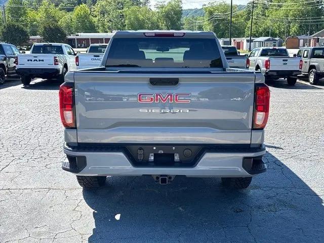 2025 GMC Sierra 1500 4WD Crew Cab Short Box Pro