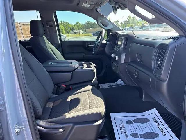 2025 GMC Sierra 1500 4WD Crew Cab Short Box Pro