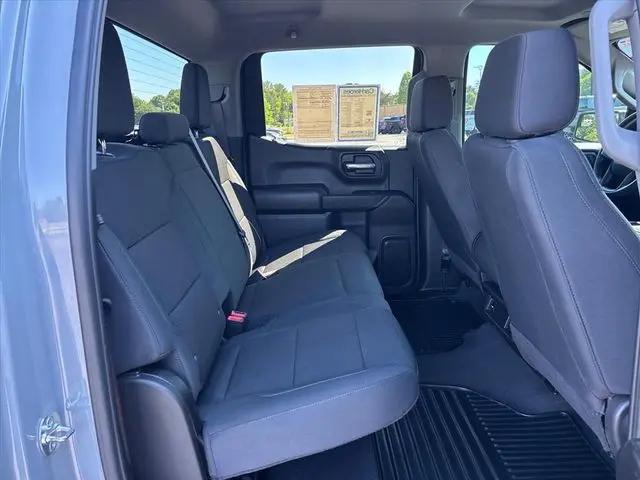 2025 GMC Sierra 1500 4WD Crew Cab Short Box Pro