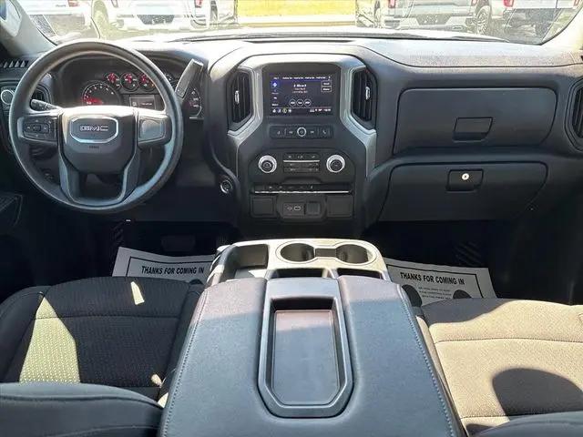 2025 GMC Sierra 1500 4WD Crew Cab Short Box Pro