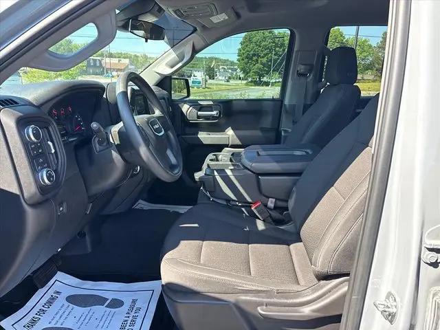 2025 GMC Sierra 1500 4WD Crew Cab Short Box Pro