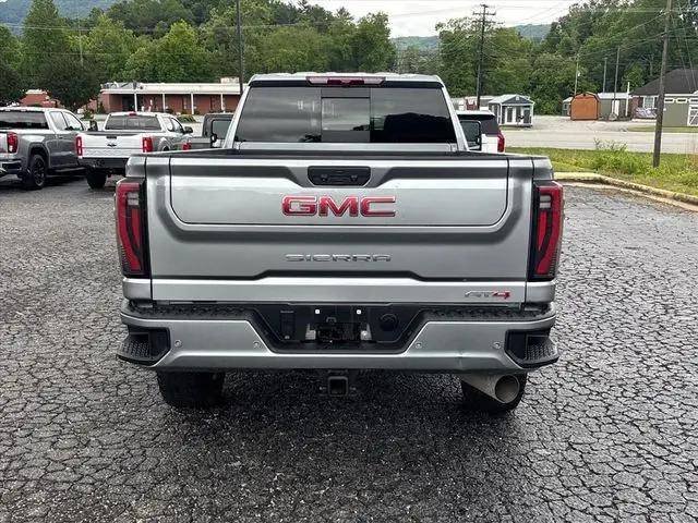 2024 GMC Sierra 2500HD AT4