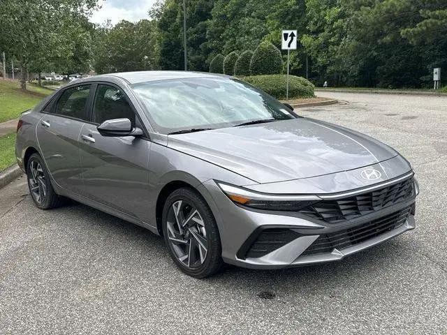 2025 Hyundai Elantra Hybrid SEL Sport