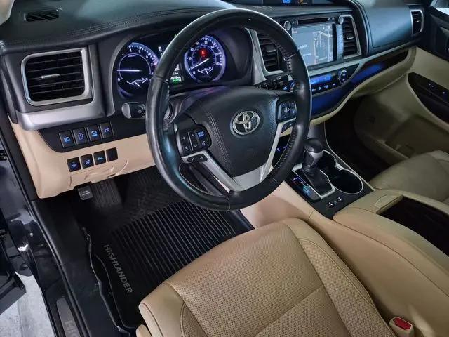 2018 Toyota Highlander Limited Platinum