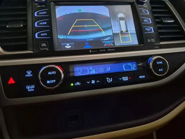 2018 Toyota Highlander Limited Platinum