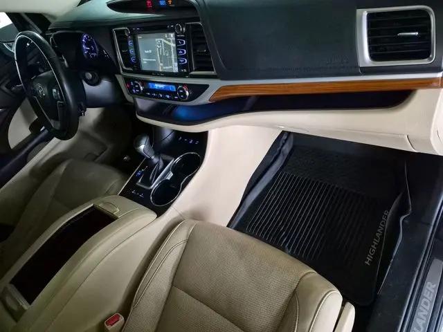 2018 Toyota Highlander Limited Platinum