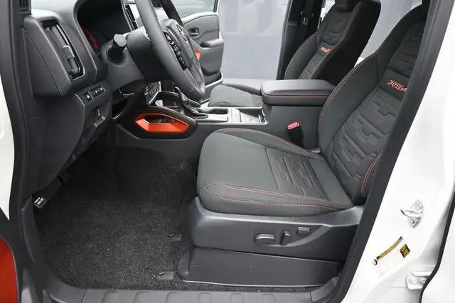 2026 Nissan Frontier Crew Cab PRO-4X 4x4