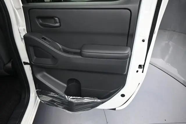 2026 Nissan Frontier Crew Cab SV 4x2