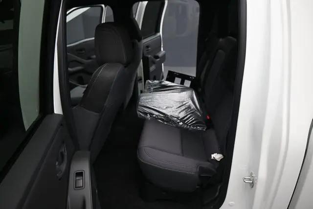2026 Nissan Frontier Crew Cab SV 4x2