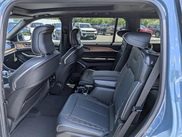 2026 Jeep Grand Cherokee L Summit 4x4
