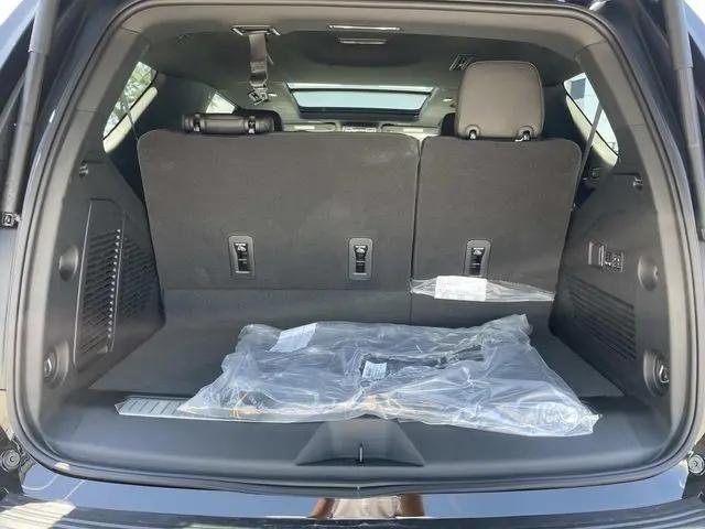 2026 Chevrolet Tahoe 4WD RST