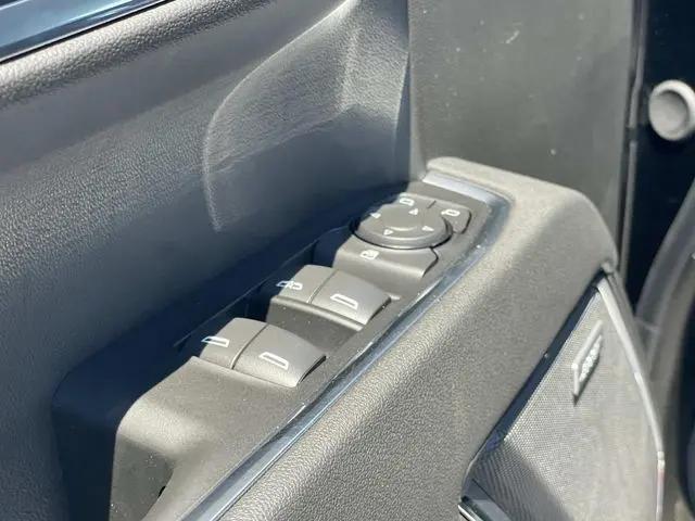 2026 Chevrolet Silverado 1500 4WD Crew Cab Short Bed LT Trail Boss