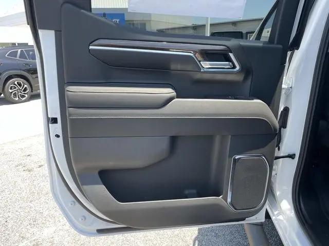 2026 Chevrolet Silverado 1500 4WD Crew Cab Short Bed RST