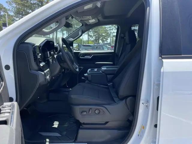 2026 Chevrolet Silverado 1500 4WD Crew Cab Short Bed RST
