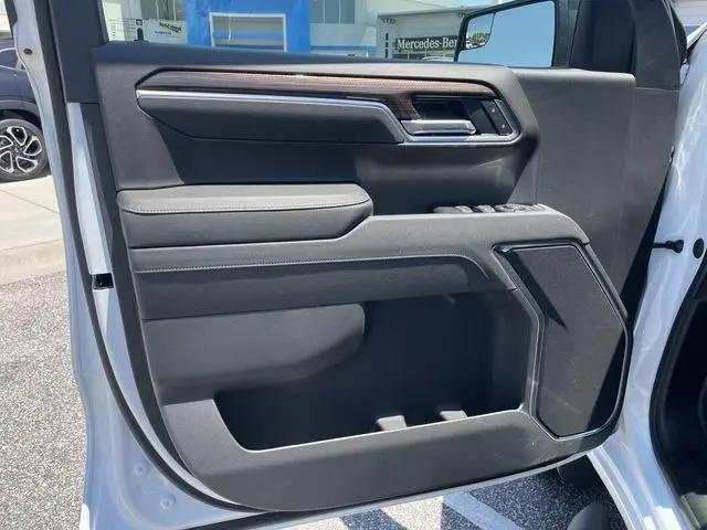 2026 Chevrolet Silverado 1500 4WD Crew Cab Short Bed RST