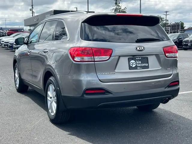 2016 Kia Sorento 2.4L LX