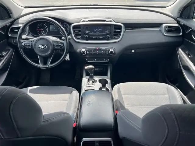 2016 Kia Sorento 2.4L LX