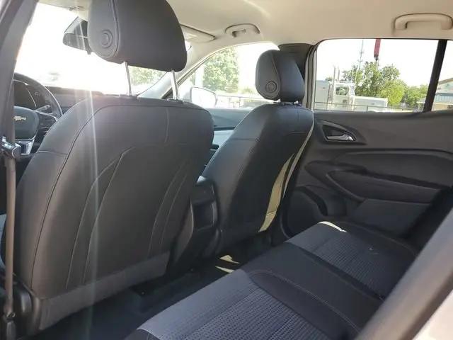 2025 Chevrolet Trax FWD LT