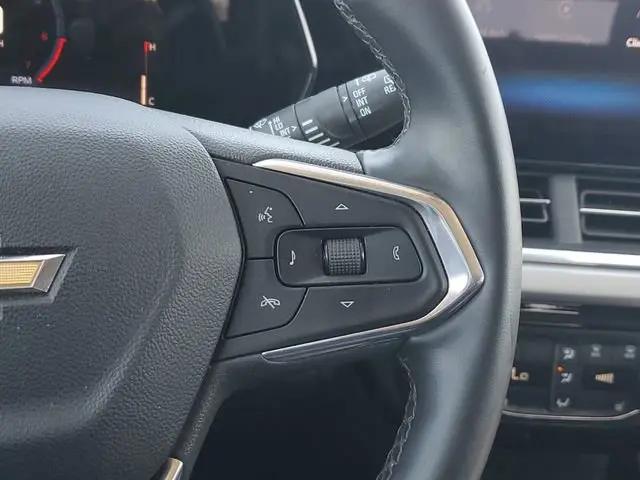 2025 Chevrolet Trax FWD LT