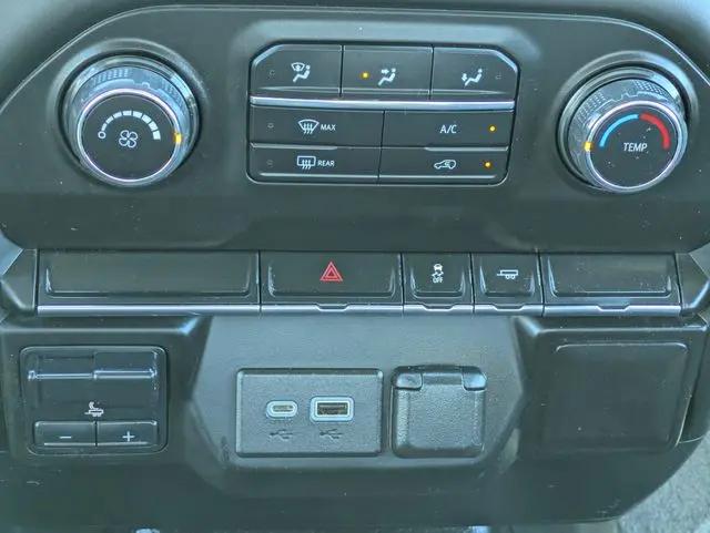2022 Chevrolet Silverado 2500HD 2WD Regular Cab Long Bed WT