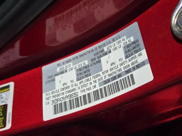 2023 Mazda Mazda3 2.5 S Preferred