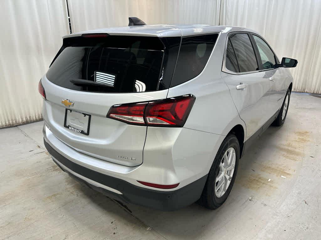 2022 Chevrolet Equinox LT - Photo 11