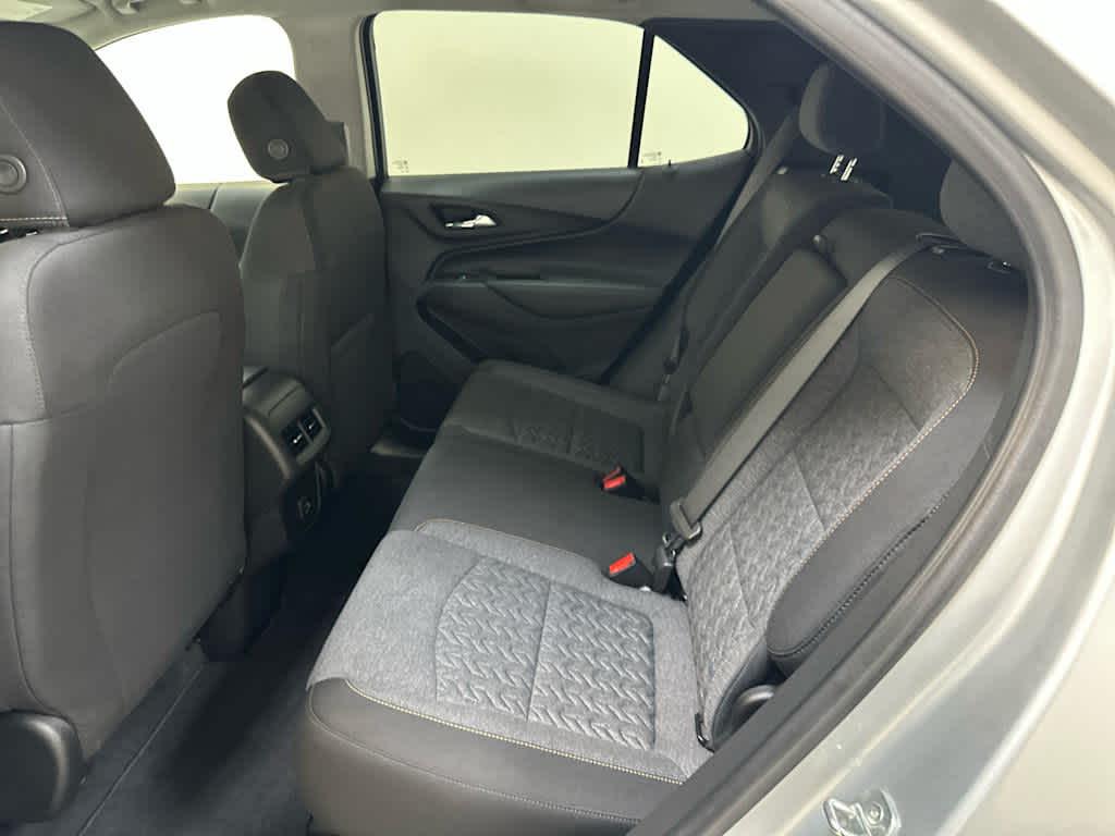 2022 Chevrolet Equinox LT - Photo 21
