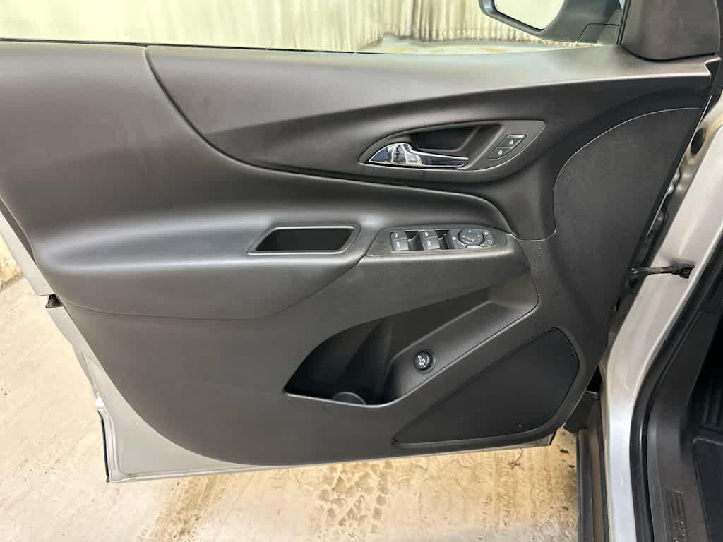 2022 Chevrolet Equinox LT - Photo 27