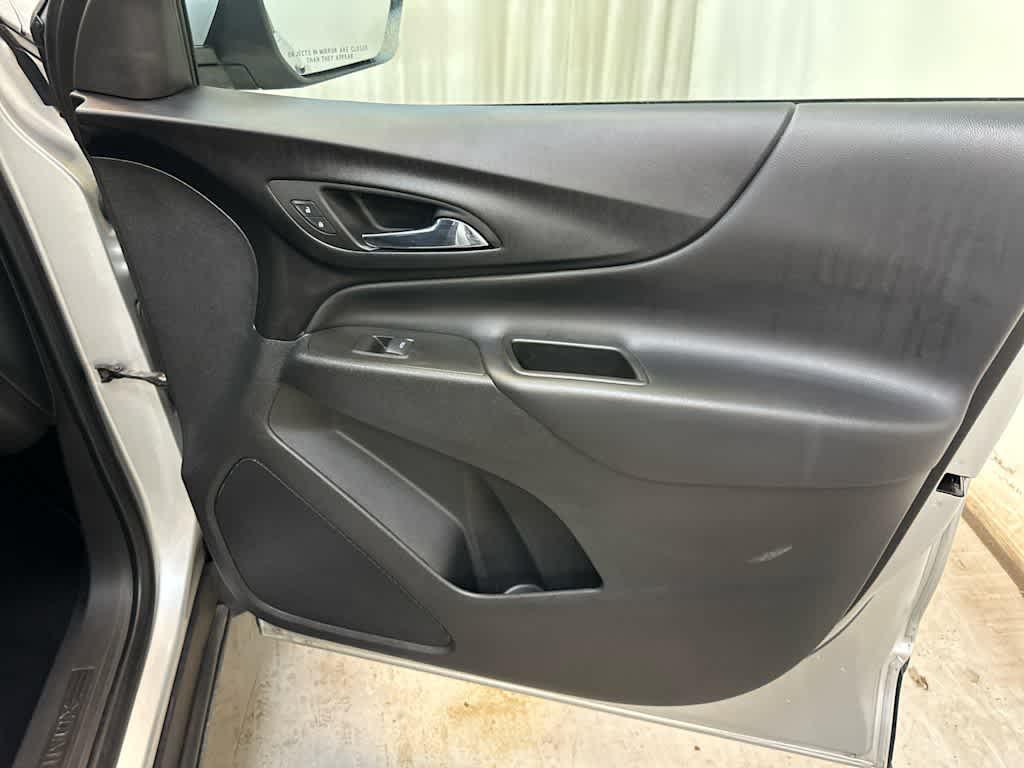 2022 Chevrolet Equinox LT - Photo 28