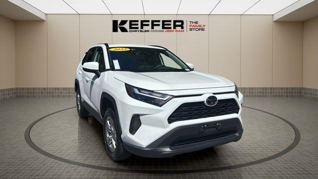 2023 Toyota RAV4 XLE
