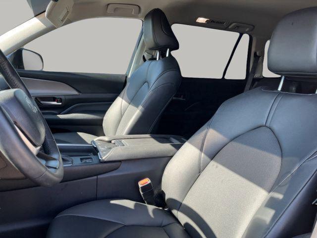 2024 Toyota Grand Highlander Hybrid XLE