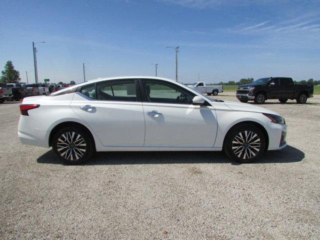2023 Nissan Altima SV Intelligent AWD