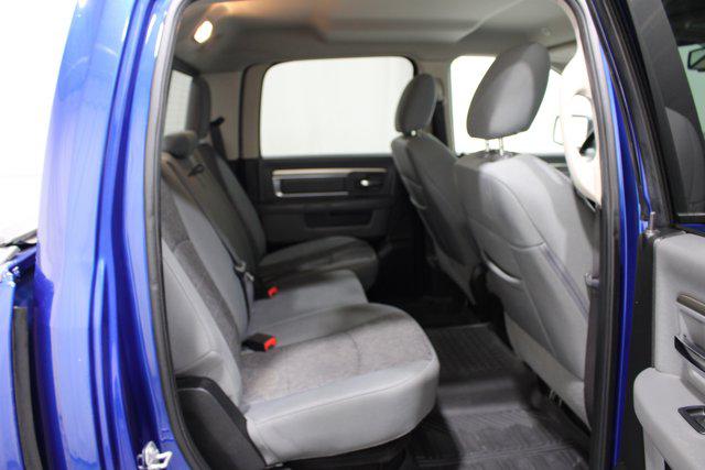2017 Ram 1500 Big Horn Crew Cab 4x4 5'7" Box