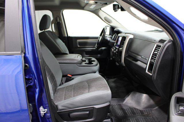 2017 Ram 1500 Big Horn Crew Cab 4x4 5'7" Box