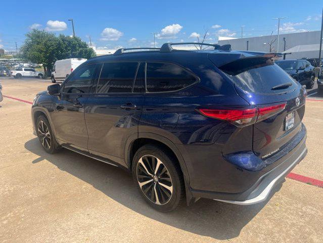 2022 Toyota Highlander XSE