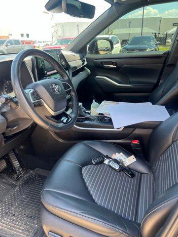 2022 Toyota Highlander XSE