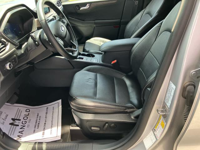 2020 Ford Escape Titanium