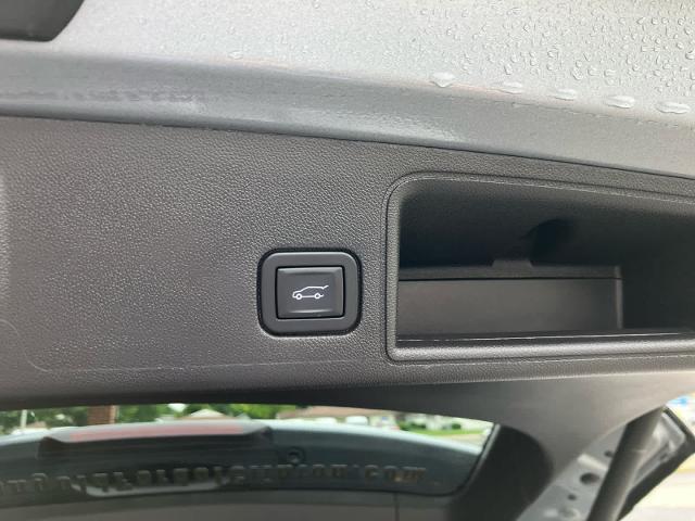 2024 GMC Terrain FWD SLT