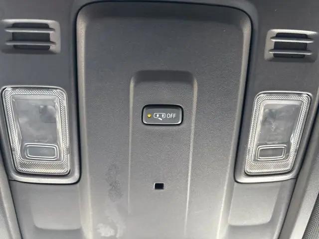 2022 Chevrolet Suburban 4WD LS