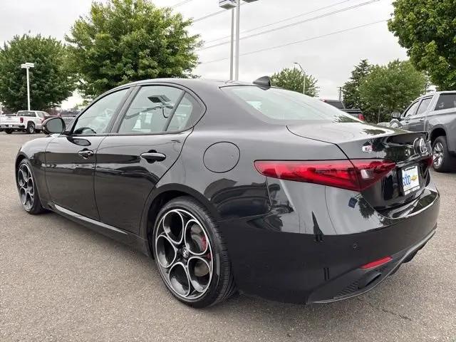 2023 Alfa Romeo Giulia Veloce RWD
