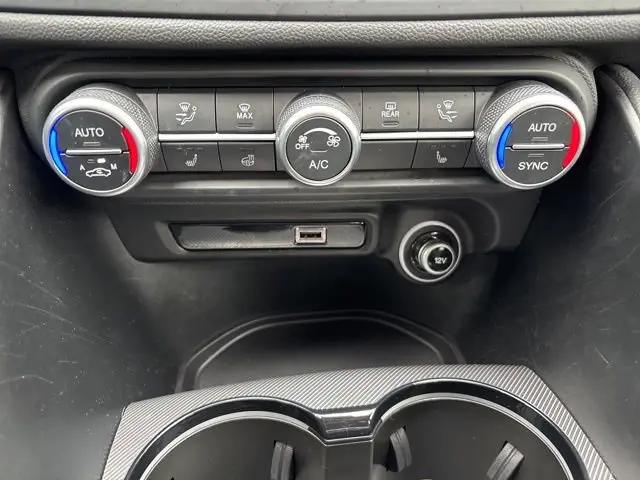 2023 Alfa Romeo Giulia Veloce RWD