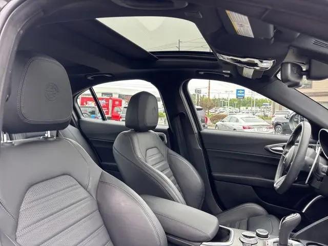2023 Alfa Romeo Giulia Veloce RWD