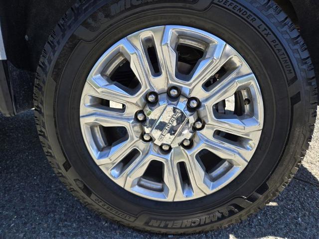 2022 GMC Sierra 2500HD 4WD Crew Cab Standard Bed Denali