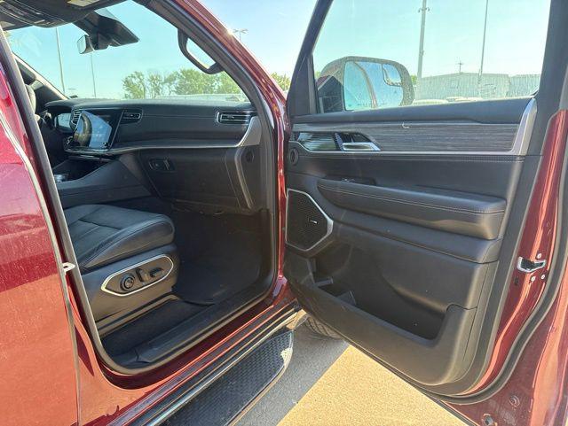 2023 Jeep Wagoneer Series II 4x4