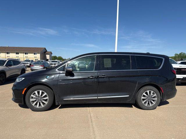 2023 Chrysler Pacifica Hybrid Limited