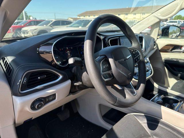 2023 Chrysler Pacifica Hybrid Limited