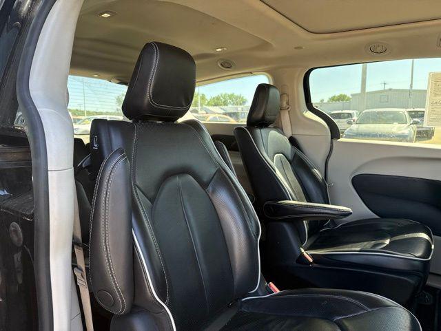 2023 Chrysler Pacifica Hybrid Limited