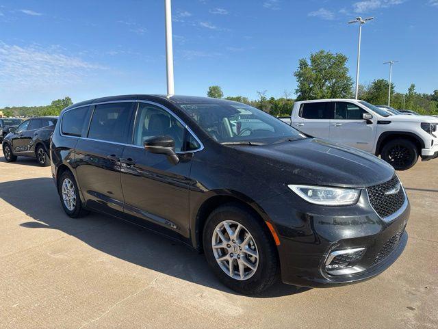 2023 Chrysler Pacifica Touring L for sale in Fort Madison, IA