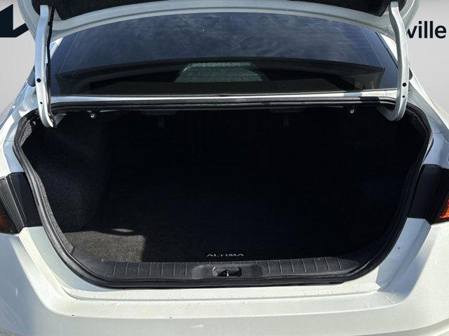 2023 Nissan Altima SV FWD
