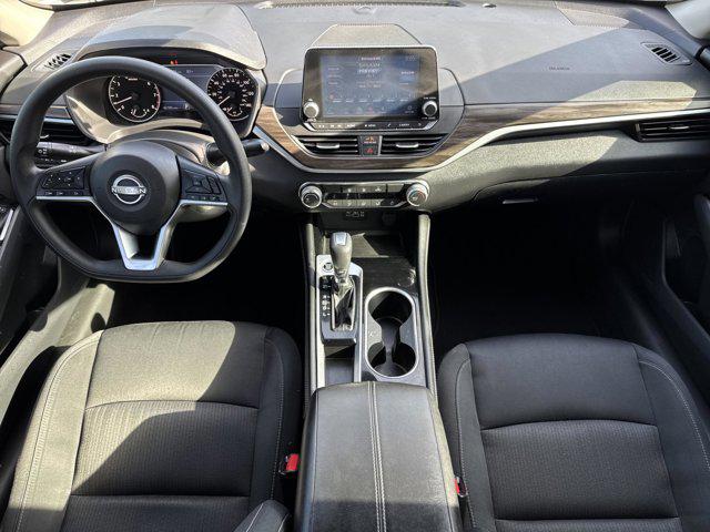 2023 Nissan Altima SV FWD